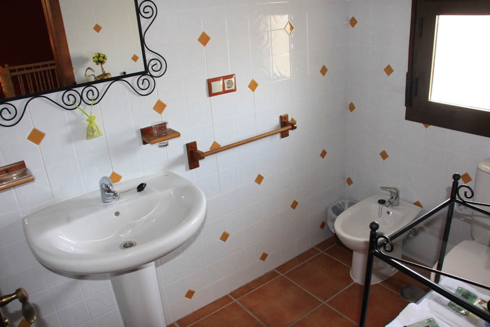 Baño dormitorio literas